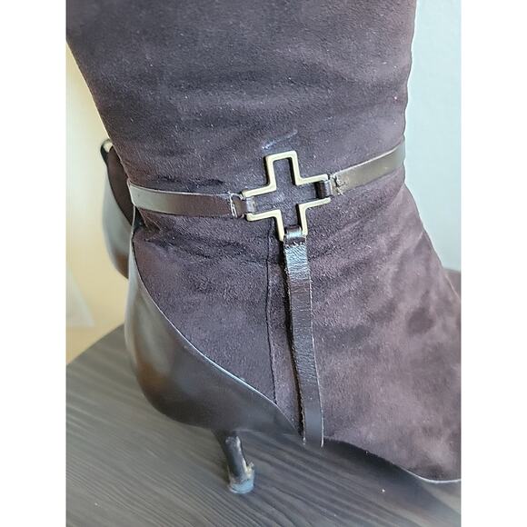 Chocolate suede boots - Picture 3 of 12